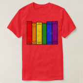Stolze Flag-Bücher Booklet Rainbow Que Reader Gay T-Shirt (Design vorne)