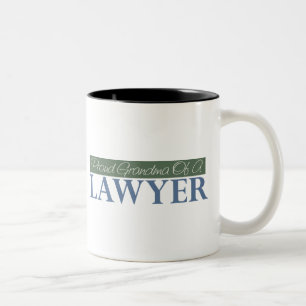 Stolze Großmutter eines Rechtsanwalts (Grün) Zweifarbige Tasse