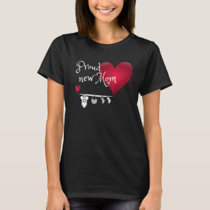 Stolze Junge Mutter Geburt eines Babys für eine Ma T-Shirt