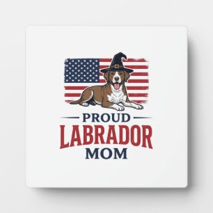 Stolze Labrador-Mama-patriotisches Hund Halloween- Fotoplatte
