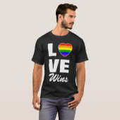 Stolze Liebe gewinnt Rainbow-Herz-T - Shirt (Vorne ganz)