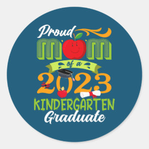 Stolze Mama des Kindergartenstudiums 2023 Runder Aufkleber