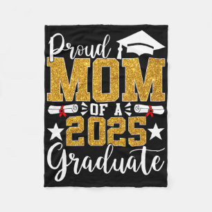 Stolze Mama eines 2025 Graduate Mama Abschluss 202 Fleecedecke