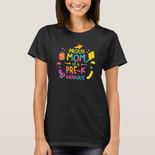 Stolze Mama eines Abschlusses vor dem K-Abschluss  T-Shirt