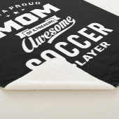 Stolze Mama eines Phantastischen Fußballspielers Sherpadecke (3/4)