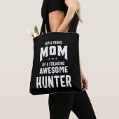 Stolze Mama eines Phantastischen Jägers Tasche (Von Nahem)