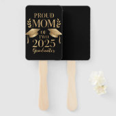 Stolze Mama von zwei 2025 Graduate Twins Fächer (Vorne und Hinten)
