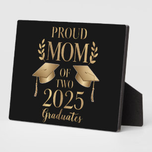 Stolze Mama von zwei 2025 Graduate Twins Fotoplatte