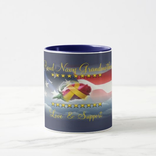 Stolze Marine-Großmutter Tasse (Zentrum)