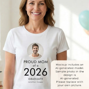 Stolze Mutter des Absolventen von 2026 T-Shirt