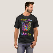Stolze Mutter eines autistischen Sohnes Schmetterl T-Shirt (Vorne ganz)