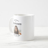 Stolze Mutter Senior Individuelles Jahr Absolvente Kaffeetasse (Vorderseite Links)