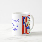 stolze Navy-Ehefrau Vintage-Printdesign Kaffeetasse (VorderseiteRechts)