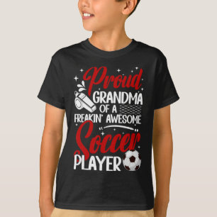 Stolze Oma eines Fußballspielers Oma Fußball Gr T-Shirt