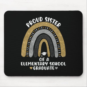 Stolze Schwester einer Grundschule Rainb Mousepad