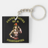 Stolze Schwester eines FeuersFighter Hi-Tech Schlüsselanhänger (Rückseite)