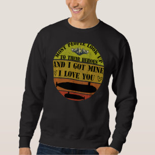 Stolze U-Boot-Ehefrau und Mama National Military S Sweatshirt