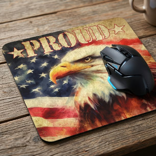 Stolzer Amerikaner. Weißkopfseeadler und Flagge de Mousepad