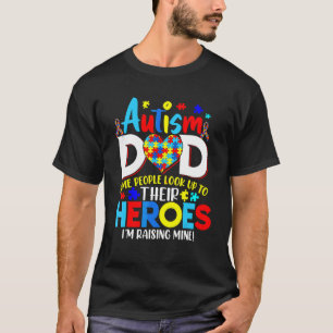 Stolzer Autismus-Vater Menschen suchen nach Helden T-Shirt
