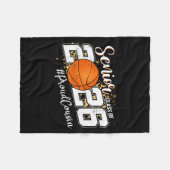 Stolzer Cousin 2026 Senior Basketball Grafik Kunst Fleecedecke (Vorderseite (Horizontal))