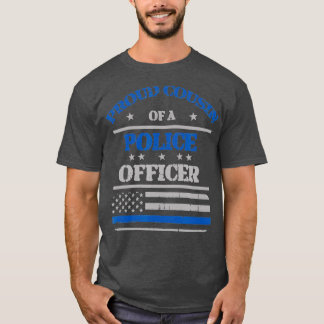 Stolzer Cousin eines Polizeibeamten T-Shirt