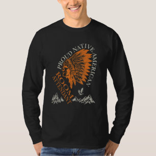 Stolzer Eingeborener Amerikaner als Raumwart T-Shirt