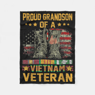 Stolzer Enkel einer vietnamesischen Veteranenflagg Fleecedecke