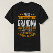 Stolzer Feuerwehrmann GRANDMA Die meisten Menschen T-Shirt (Design vorne)
