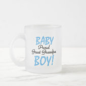Stolzer großer Großvater der Jungen-T-Shirts und Mattglastasse (Links)