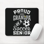 Stolzer Opa eines Fußball-Absolventen der Klasse 2 Mousepad (Mit Mouse)