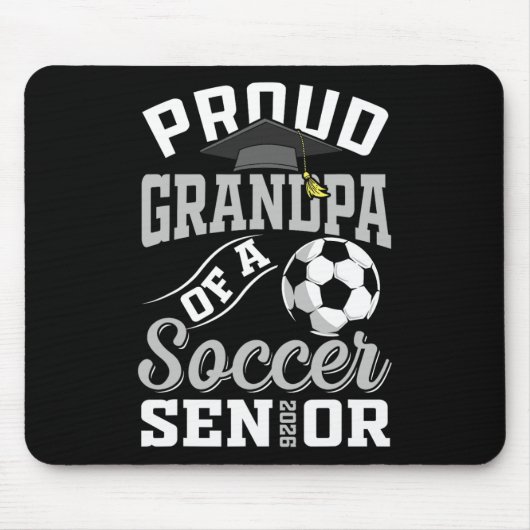 Stolzer Opa eines Fußball-Absolventen der Klasse 2 Mousepad (Vorne)