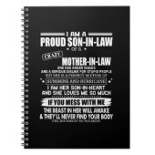 Stolzer Sohn einer verrückten Mutter im Jura spend Notizblock (Vorderseite)