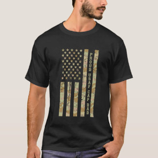 Stolzer USAF-Mützen-Vater Militärfamilie Wüsten-Ta T-Shirt