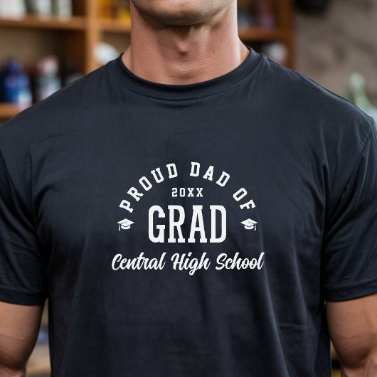 Stolzer Vater Absolvent Varsity-Typografie Abschlu T-Shirt