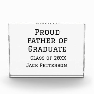 Stolzer Vater der Graduiertenklasse von 20XX fügen Fotoblock