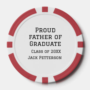 Stolzer Vater der Graduiertenklasse von 20XX fügen Pokerchips