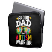 Stolzer Vater einer Familie eines Autismus Krieger Laptopschutzhülle (Vorderseite Links)