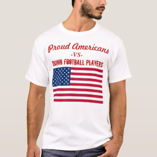 Stolzes Amerikaner-Stand-Feiglings-Knien T-Shirt