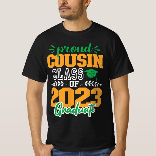 Stolzes CUOSIN der Klasse 2023 MODERNES SCRIPT GRA T-Shirt (Vorderseite)