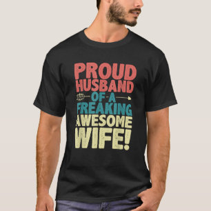 Stolzes Ehepaar einer Phantastischen Ehefrau, sonn T-Shirt