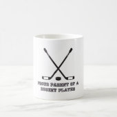 Stolzes Eltern eines Hockeyspielers Kaffeetasse (Mittel)