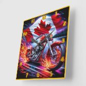 Stolzes kanadisches Motorrad bei Sonnenuntergang Quadratische Wanduhr (Winkel)