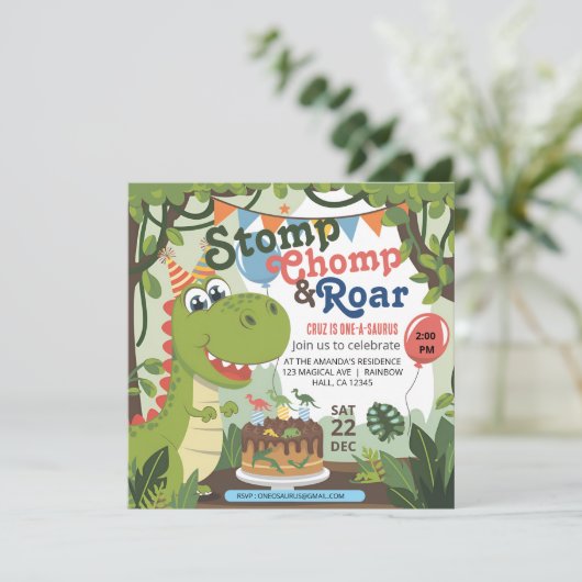 Stomp Chomp Roar Dinosaurier eins a saurus Geburts Einladung (Stehend Vorderseite)