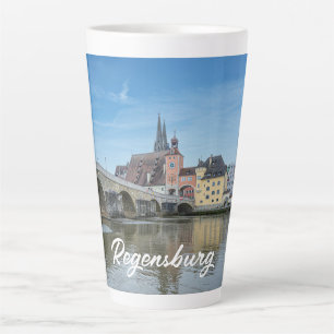 Stone Bridge in Regensburg, Deutschland Milchtasse