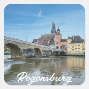 Stone Bridge in Regensburg, Deutschland Quadratischer Aufkleber