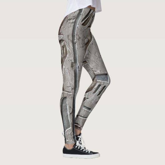 Stone Carved Elegance: Ägyptisch Inspiriert Custom Leggings (Rechts)
