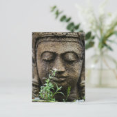 Stone Garden Statue with flower Postkarte (Stehend Vorderseite)