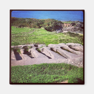 Stone Graves, Heysham Magnet