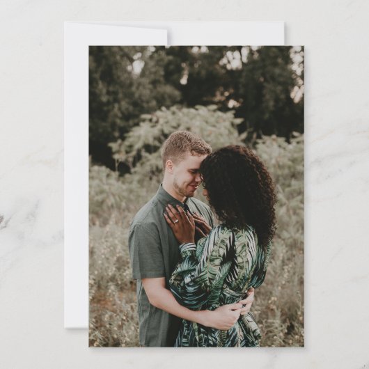 Stone Gray Modern Date Siegel Hochzeit Einladung (Rückseite)