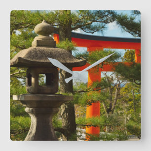 Stone Lantern und Torii Gate Quadratische Wanduhr